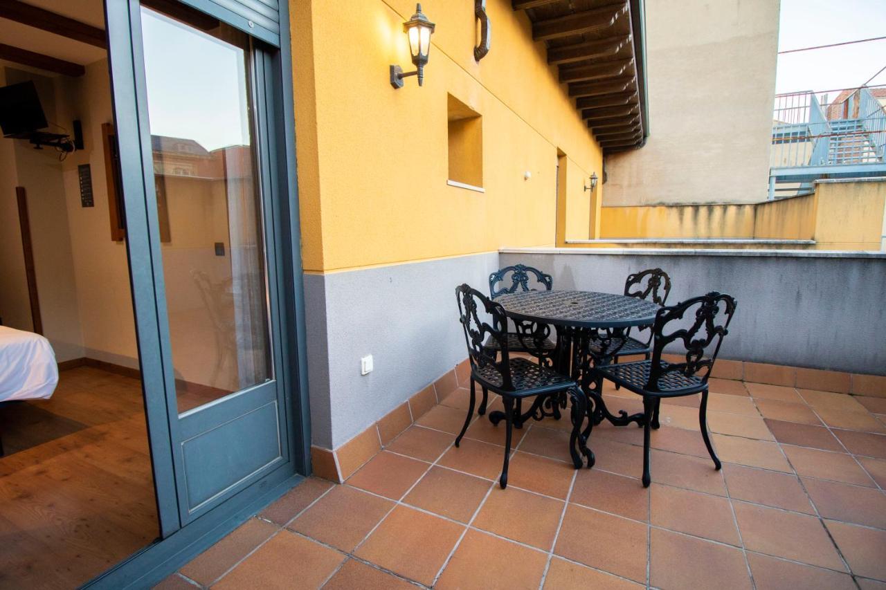 Superior Double or Twin Room Terrace